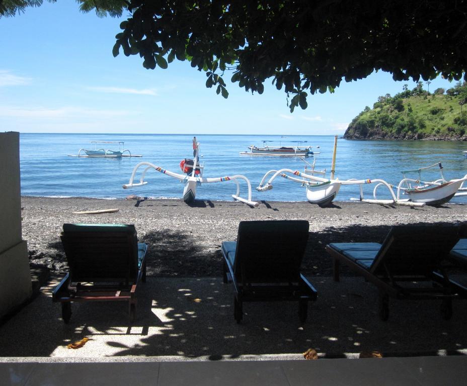 Galang Kangin Bungalows Амед Номер фото