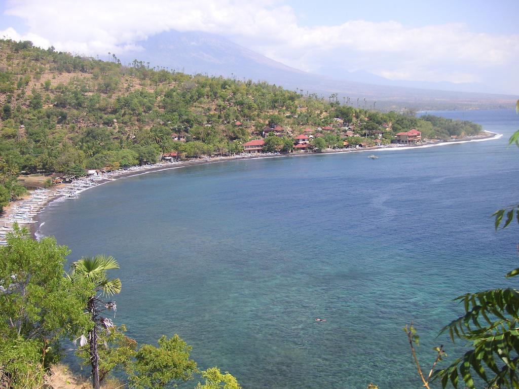 Galang Kangin Bungalows Амед Экстерьер фото