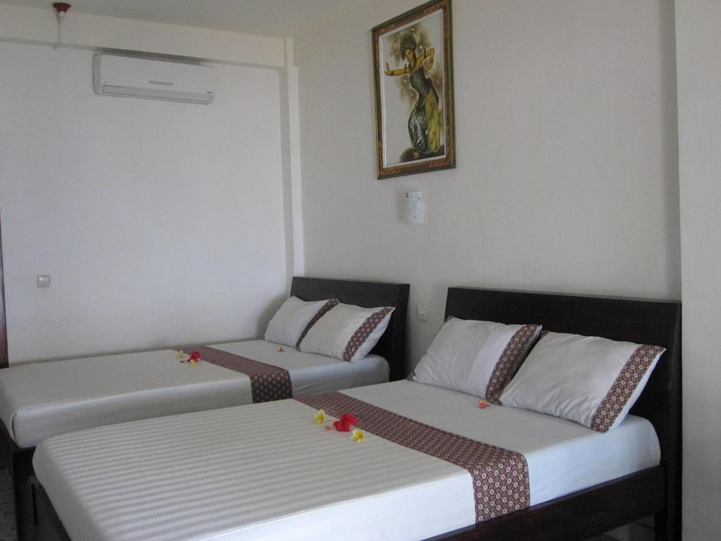 Galang Kangin Bungalows Амед Номер фото